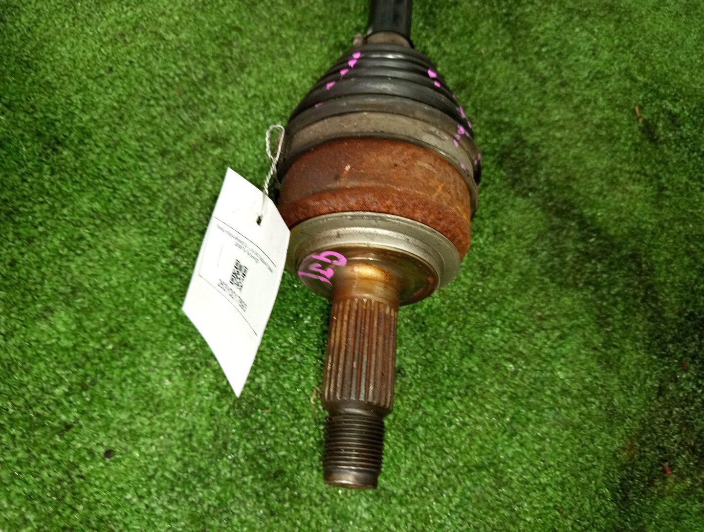 Привод правый передний HONDA AIRWAVE GJ1 L15A 2 ракурс