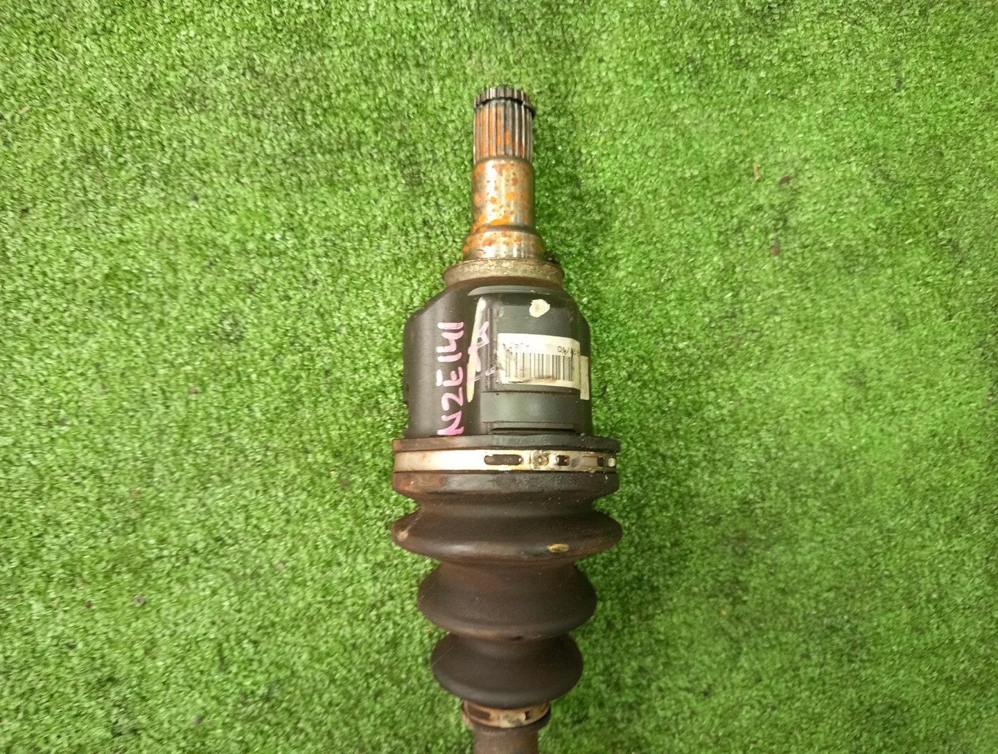Привод левый передний TOYOTA COROLLA, PREMIO, COROLLA SPACIO, ALLION, COROLLA FIELDER, ALLEX, COROLLA RUNX, WILL VS, COROLLA  AXIO NZE121, NZE120, NZE141, NZT240, NZT260, NZE121N, NZE144G, NZE121G, NZE141G, NZE127, NZE144 1NZ-FE, 2NZ-FE 3 ракурс