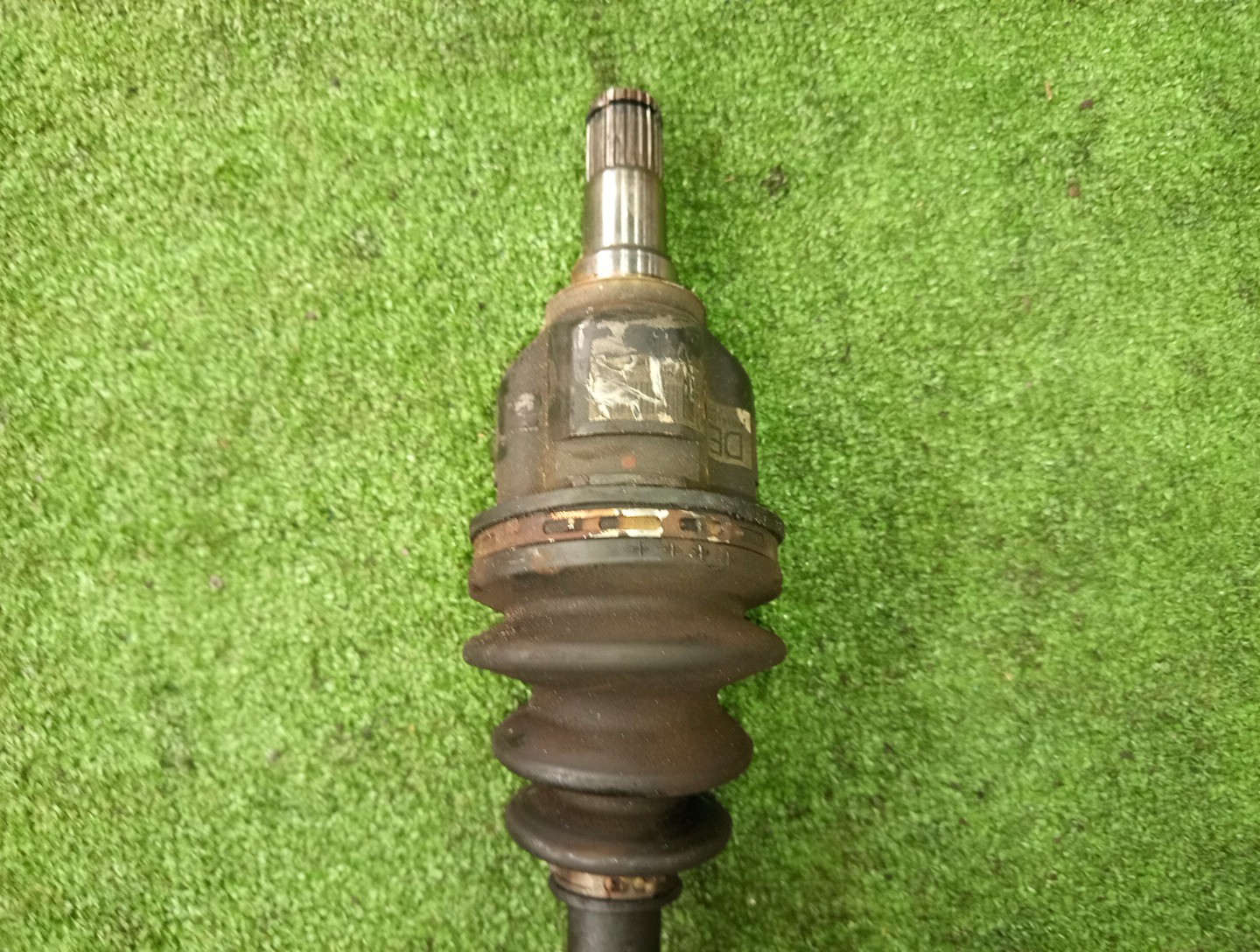 Привод левый передний TOYOTA COROLLA, PREMIO, COROLLA SPACIO, ALLION, COROLLA FIELDER, ALLEX, COROLLA RUNX, WILL VS, COROLLA  AXIO NZE121, NZE120, NZE141, NZT240, NZT260, NZE121N, NZE144G, NZE121G, NZE141G, NZE127, NZE144 1NZ-FE, 2NZ-FE 3 ракурс