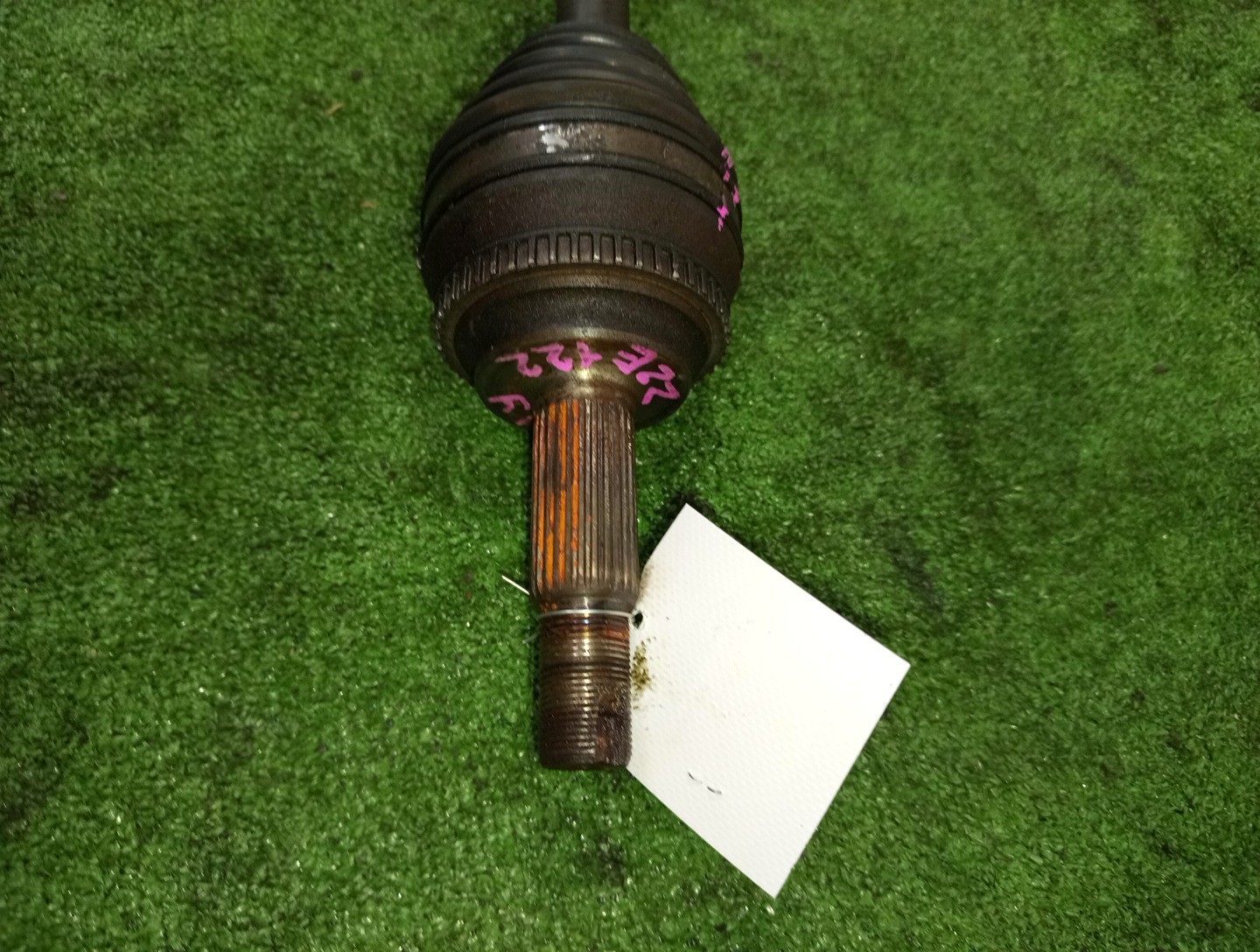 Привод правый передний TOYOTA ISIS, WISH, COROLLA FIELDER, ALLEX, COROLLA RUNX, WILL VS, COROLLA, COROLLA SPACIO ZNM10, ZNM10W, ZNM10G, ZNE10, ZNE10G, ZZE122G, ZZE122, ZZE127, ZZE122N 1ZZ-FE 2 ракурс Привод правый передний TOYOTA ISIS, WISH, COROLLA FIELDER, ALLEX, COROLLA RUNX, WILL VS, COROLLA, COROLLA SPACIO ZNM10, ZNM10W, ZNM10G, ZNE10, ZNE10G, ZZE122G, ZZE122, ZZE127, ZZE122N 1ZZ-FE 2 ракурс