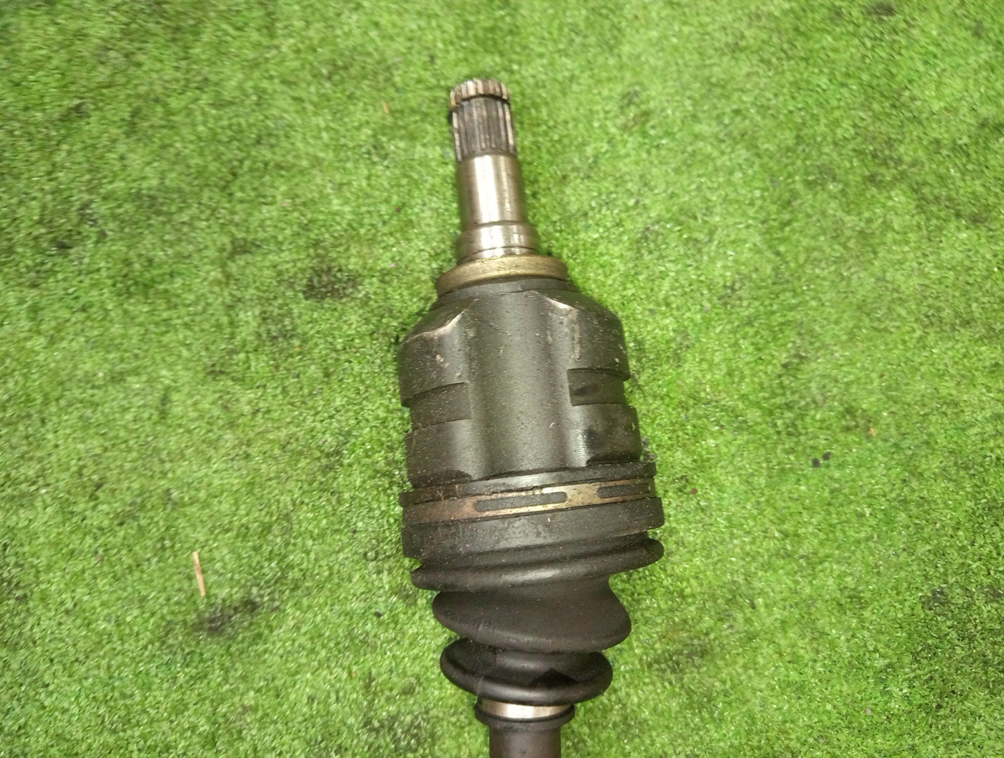 Привод правый передний TOYOTA ISIS, WISH, COROLLA FIELDER, ALLEX, COROLLA RUNX, WILL VS, COROLLA, COROLLA SPACIO ZNM10, ZNM10W, ZNM10G, ZNE10, ZNE10G, ZZE122G, ZZE122, ZZE127, ZZE122N 1ZZ-FE 3 ракурс Привод правый передний TOYOTA ISIS, WISH, COROLLA FIELDER, ALLEX, COROLLA RUNX, WILL VS, COROLLA, COROLLA SPACIO ZNM10, ZNM10W, ZNM10G, ZNE10, ZNE10G, ZZE122G, ZZE122, ZZE127, ZZE122N 1ZZ-FE 3 ракурс