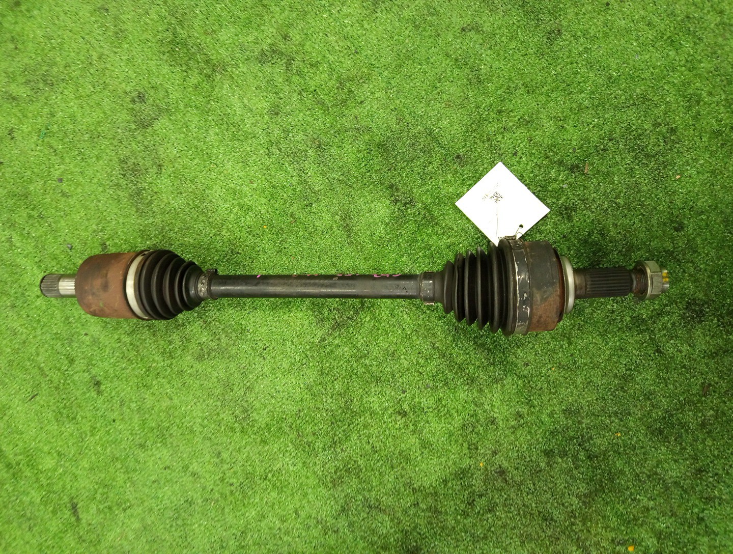 Привод левый передний HONDA FIT, SHUTTLE GP5, GP7, GP8 LEB 1 ракурс