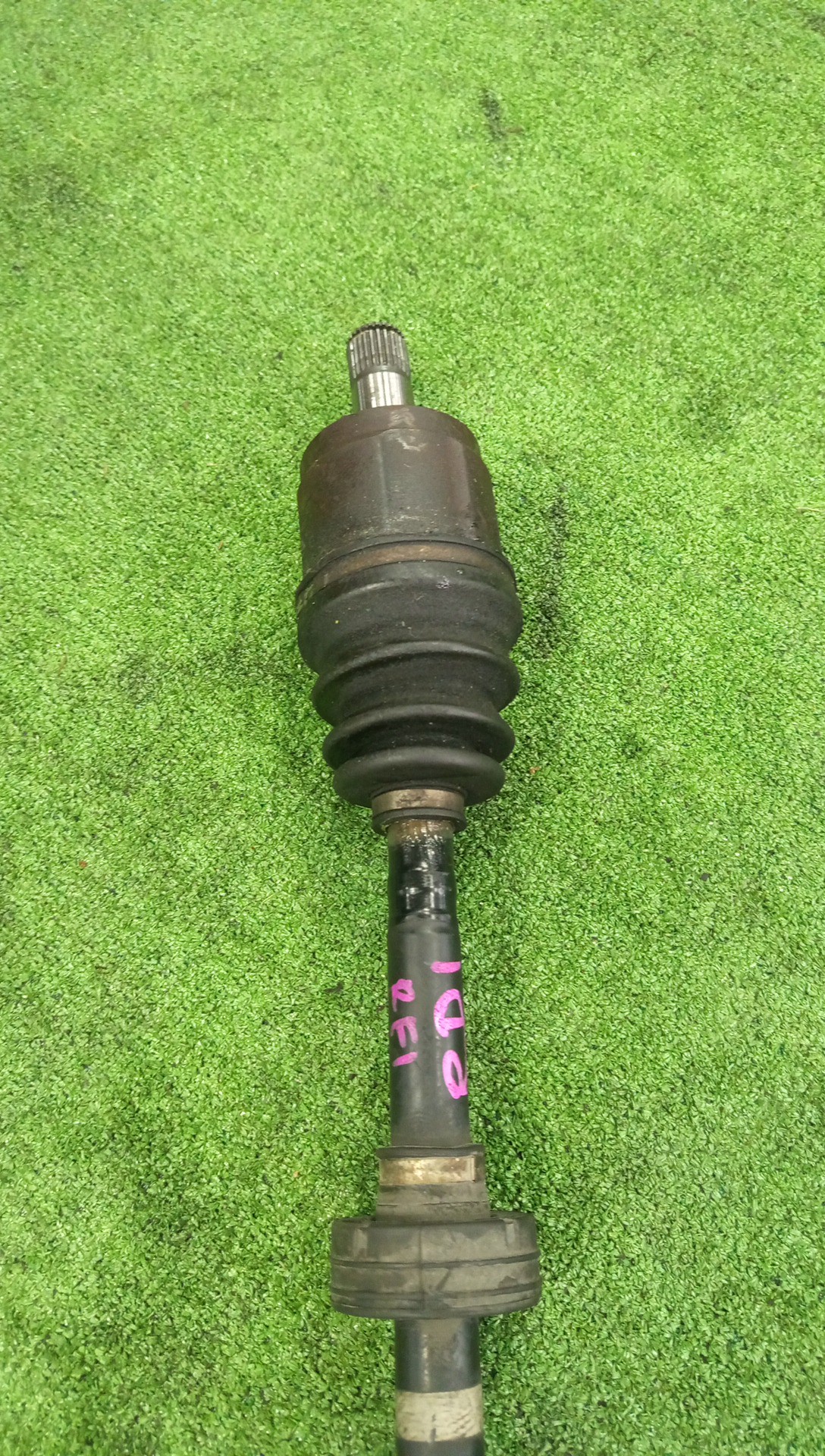 Привод правый передний HONDA S-MX, STEPWGN RH1, RH2, RF1, RF2 B20B 3 ракурс