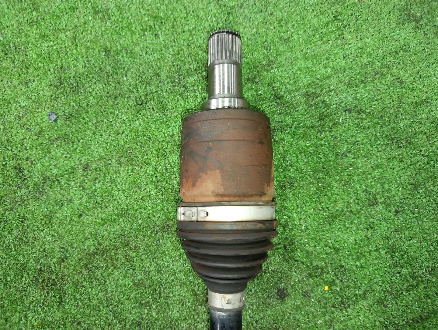 Привод левый передний HONDA FIT, SHUTTLE GP5, GP7, GP8 LEB 3 ракурс