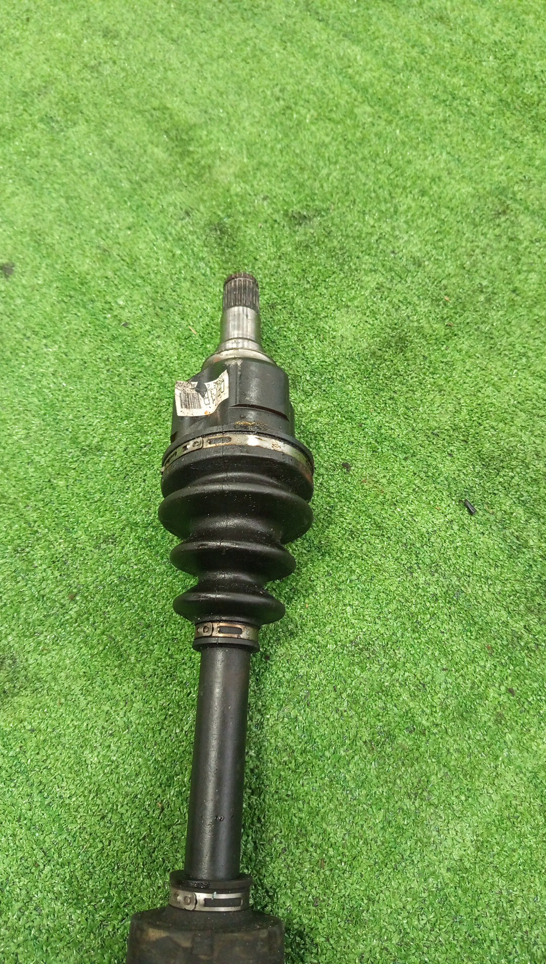 Привод правый передний TOYOTA IST, VITZ, COROLLA FIELDER, RACTIS, PORTE, SPADE, COROLLA  AXIO NCP110, NCP131, NZE161G, NCP120, NCP122, NCP141, NZE161 1NZ-FE 3 ракурс