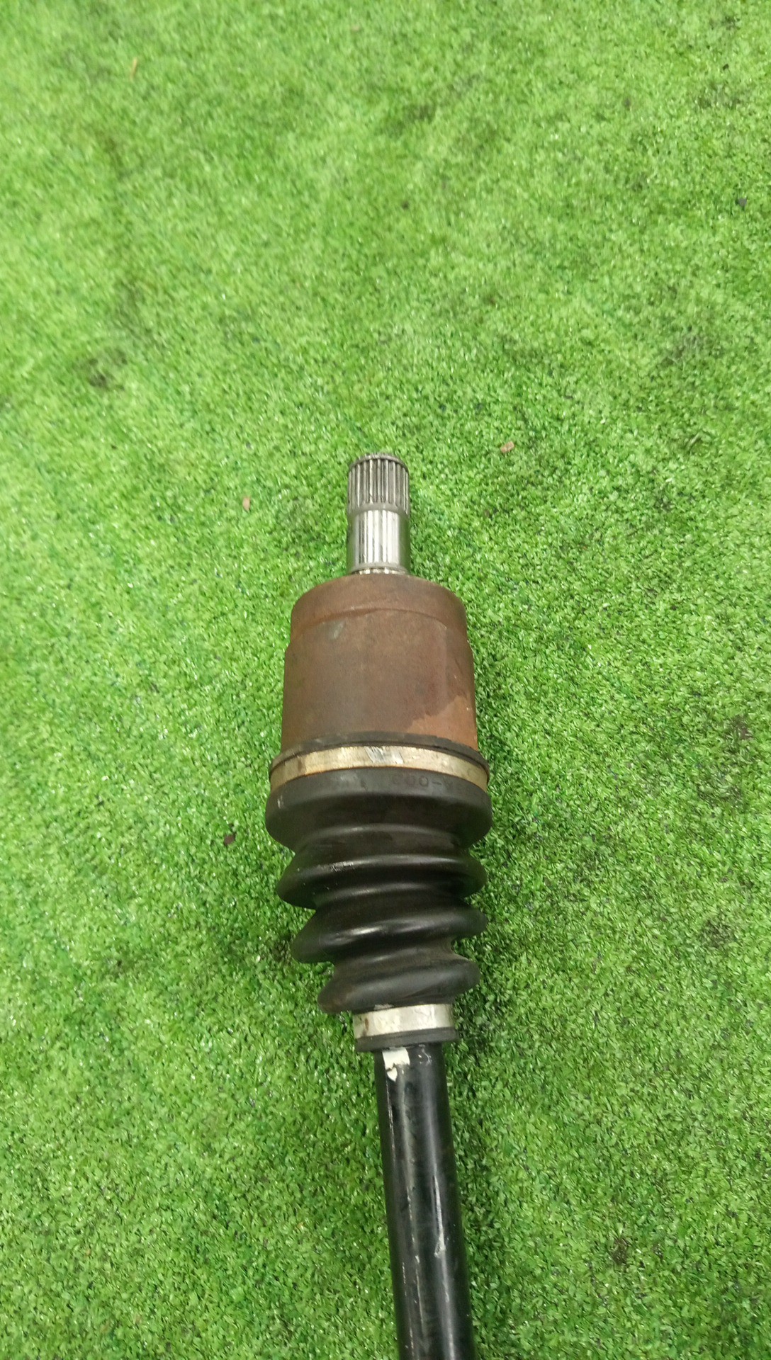 Привод правый передний HONDA FIT, FIT SHUTTLE GE6, GE8, GG7, GP2 L13A, L15A, LDA 3 ракурс