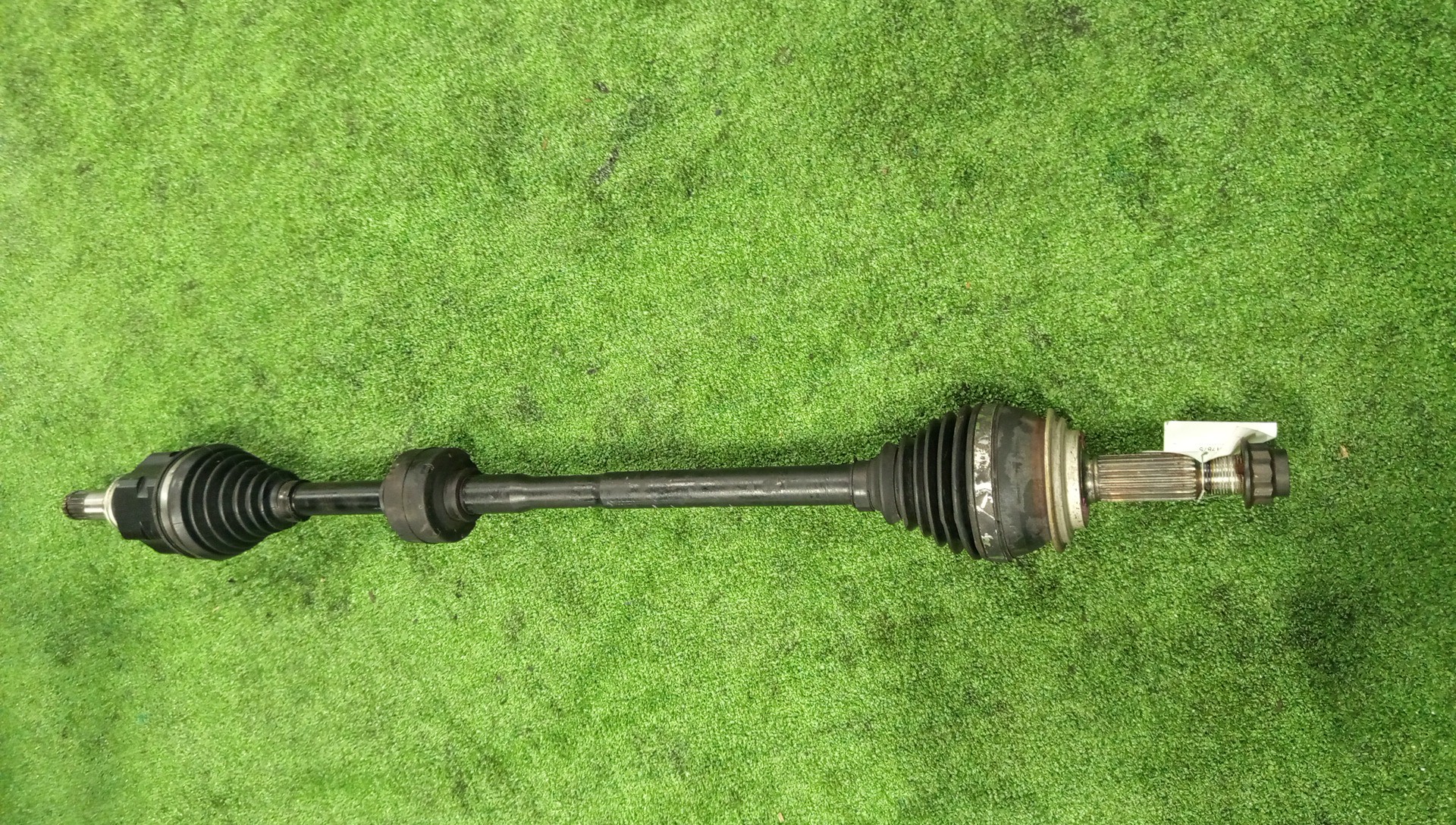 Привод правый передний TOYOTA SIENTA NHP170G 1NZ-FXE 1 ракурс
