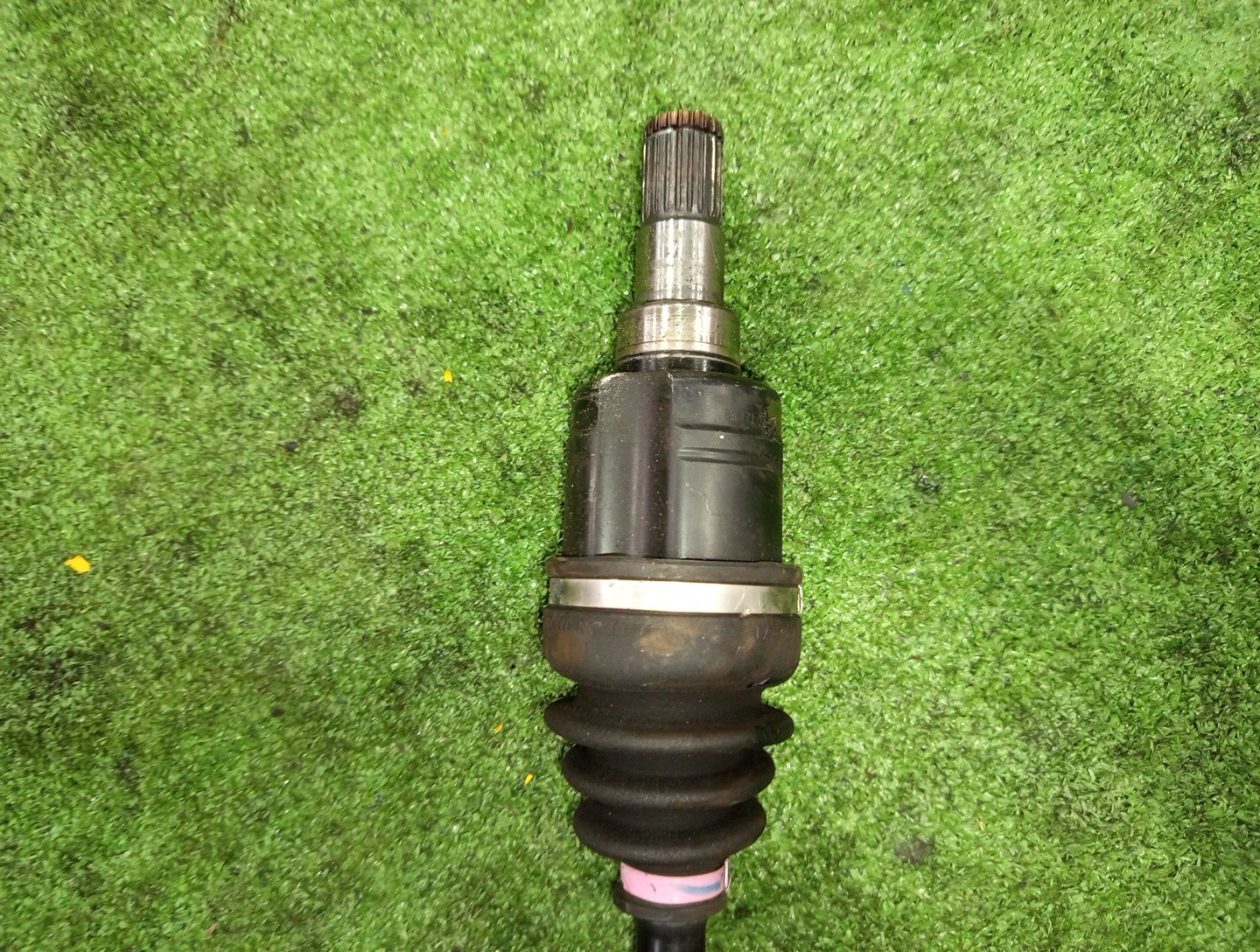 Привод правый передний SUZUKI HUSTLER MR41S R06A 3 ракурс