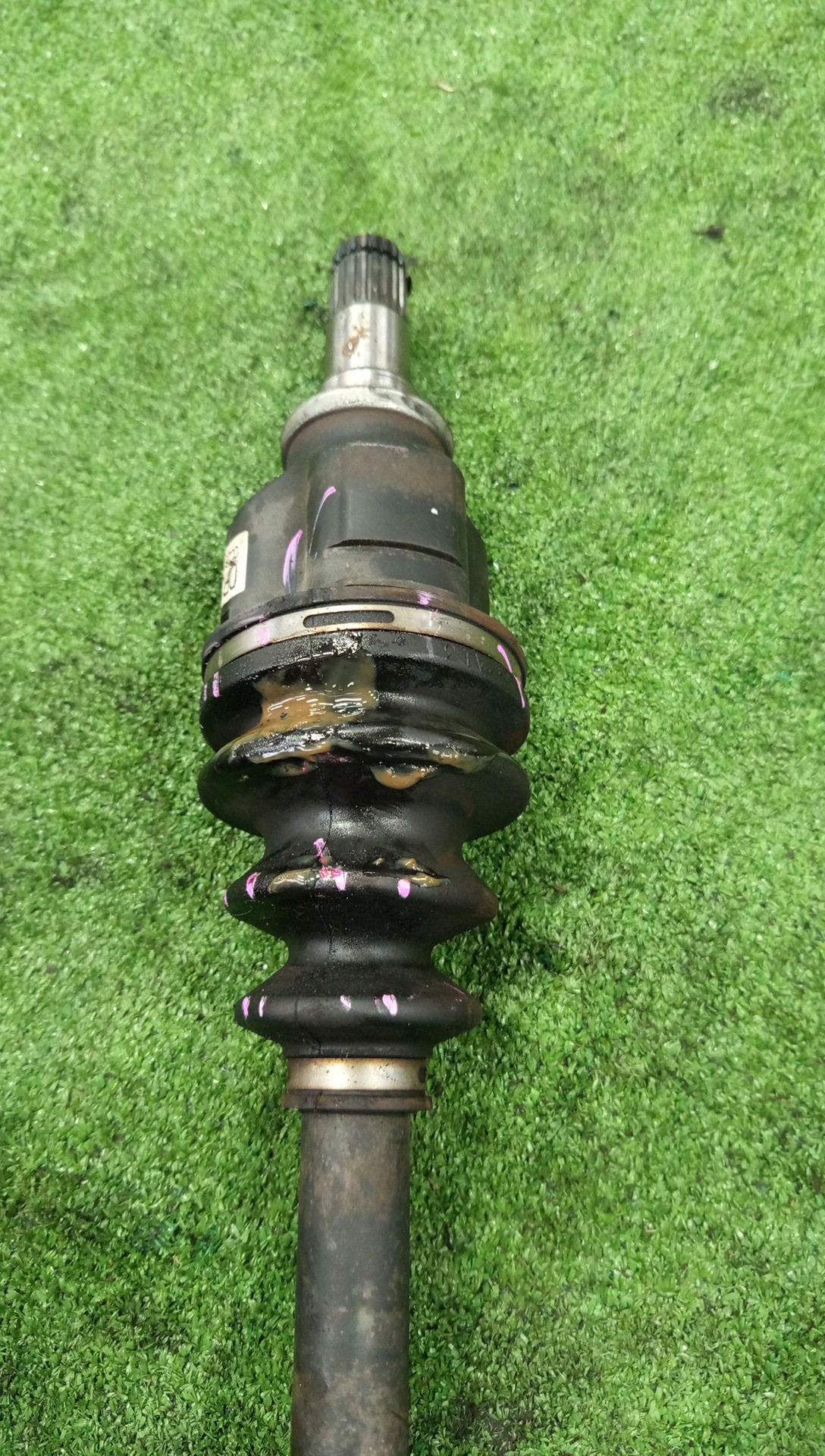 Привод правый передний TOYOTA COROLLA FIELDER, AQUA, COROLLA  AXIO NKE165G, NHP10, NKE165 1NZ-FXE 3 ракурс