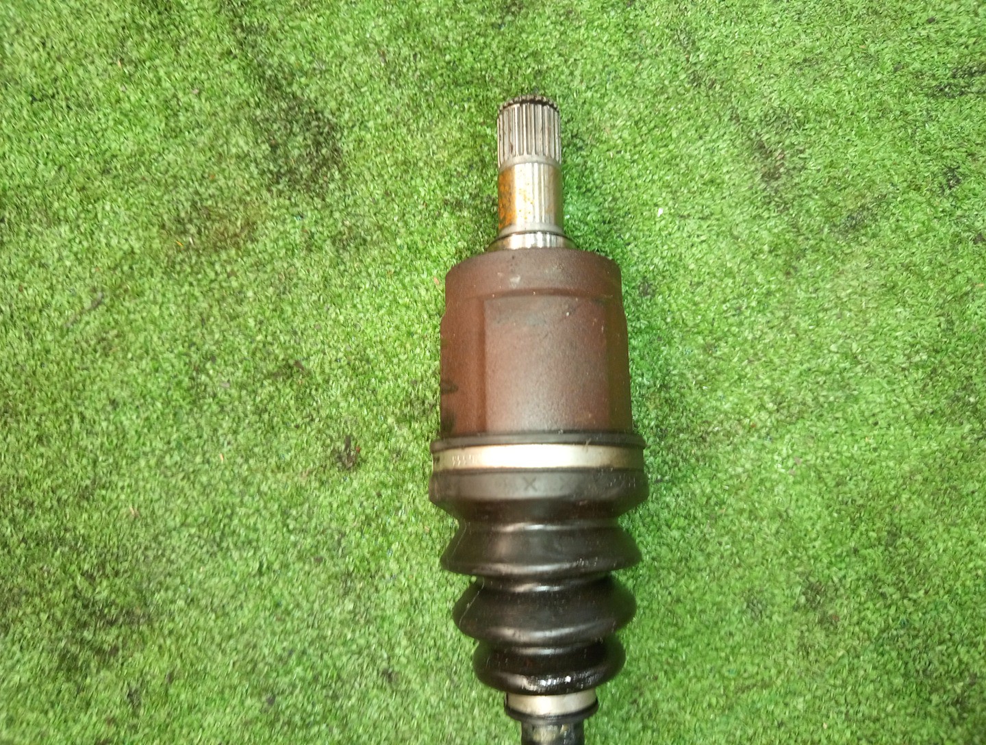 Привод правый передний HONDA FIT, FIT SHUTTLE GE6, GE8, GG7, GP2 L13A, L15A, LDA 3 ракурс