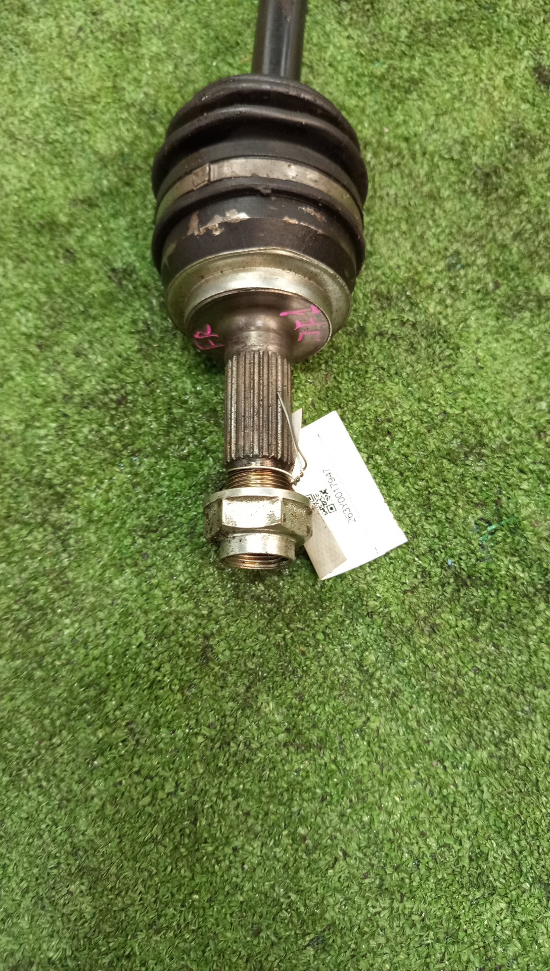 Привод правый передний HONDA N-BOX SLASH JF1 S07A 2 ракурс Привод правый передний HONDA N-BOX SLASH JF1 S07A 2 ракурс