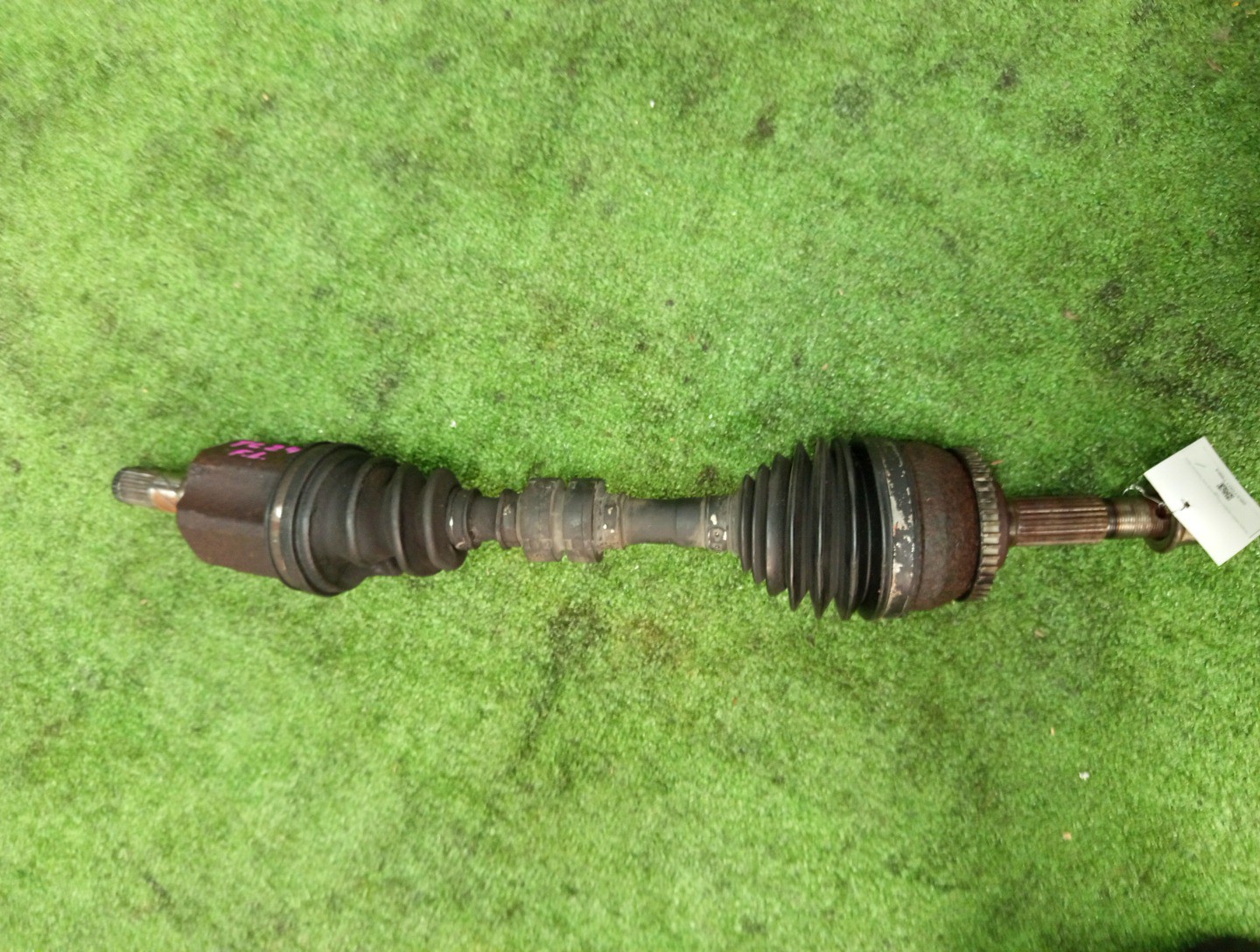 Привод левый передний NISSAN AVENIR, LIBERTY, PRIMERA, SERENA W11, RW11, RM12, HP12, TNC24, TC24, RC24 QR20DE, SR20VE, QR25DE 1 ракурс