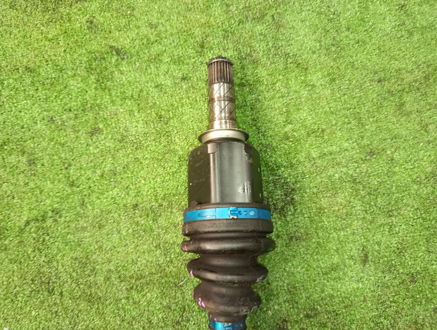 Привод правый передний SUBARU IMPREZA GH6, GH7, GH2, GE3, GH3, GE2, GE6, GE7 EJ20E, EL15 3 ракурс