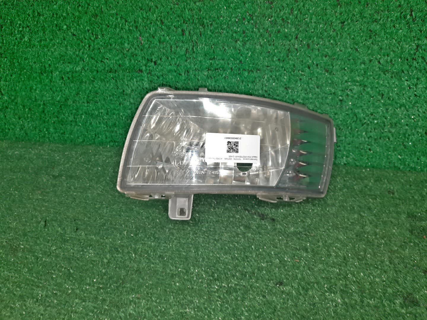 Туманка левая передняя TOYOTA ESTIMA ACR50W 1 ракурс Туманка левая передняя TOYOTA ESTIMA ACR50W 1 ракурс
