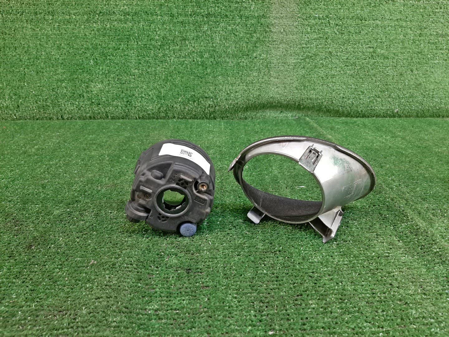 Туманка правая передняя NISSAN PRESAGE TU31, TNU31, PU31, PNU31 89206353 2 ракурс
