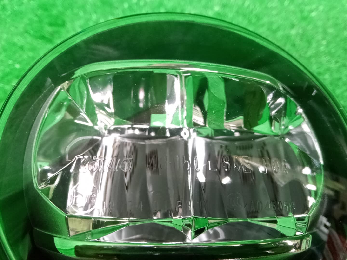Туманка левая передняя TOYOTA CROWN AWS210 81220-48051 3 ракурс