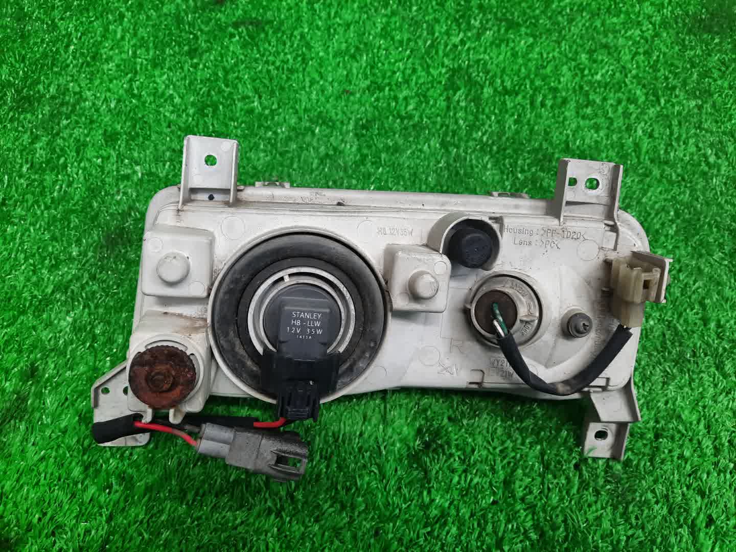 Туманка правая передняя DAIHATSU TERIOS KID J131G 2 ракурс