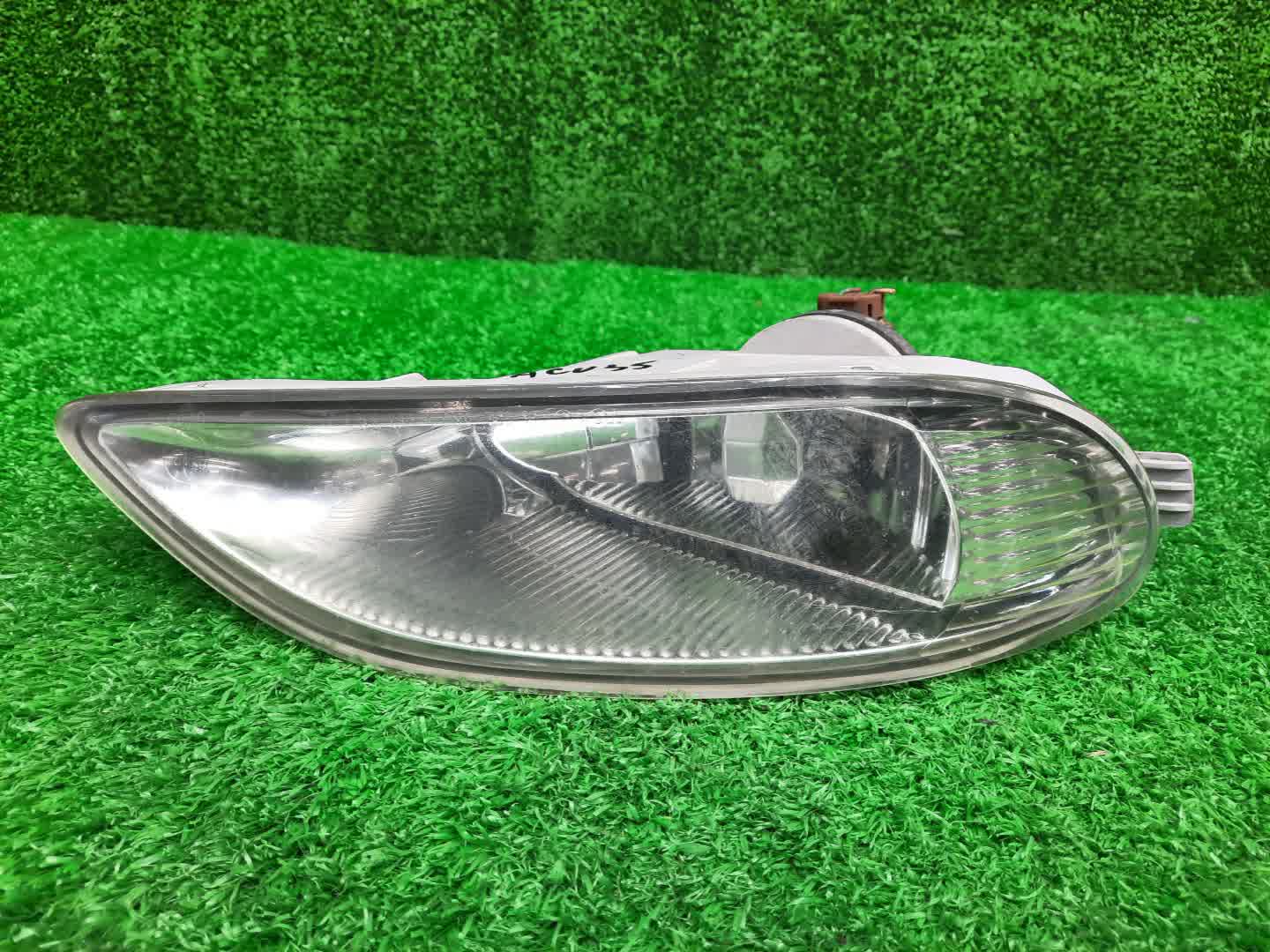 Туманка правая передняя TOYOTA CAMRY ACV35 3 ракурс