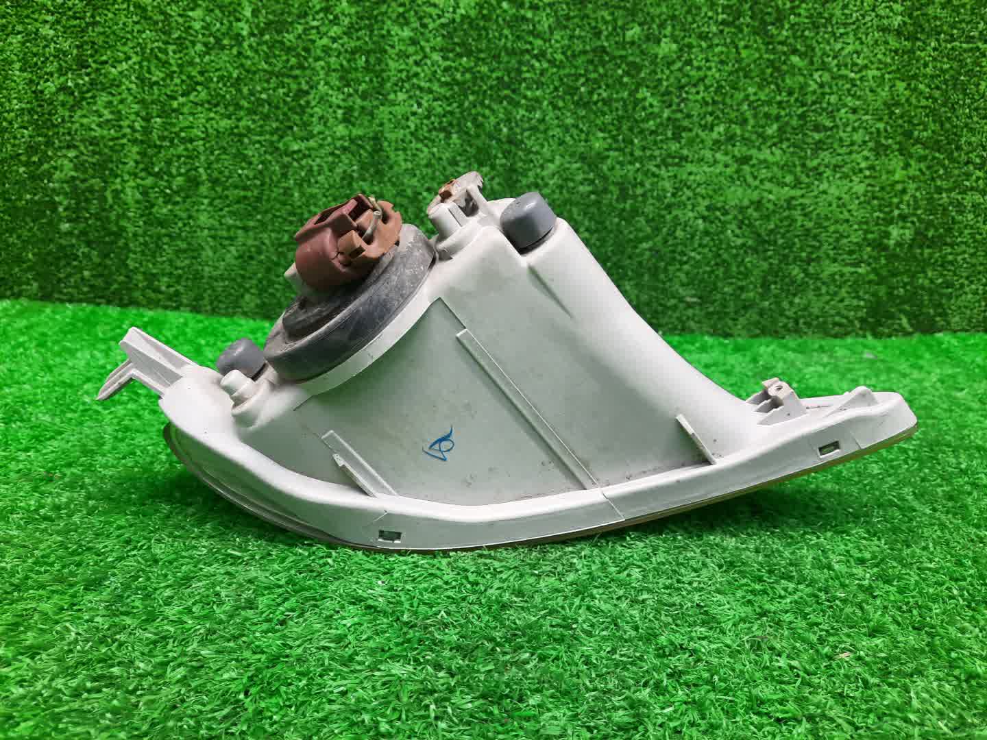 Туманка левая передняя TOYOTA CAMRY ACV35 3 ракурс