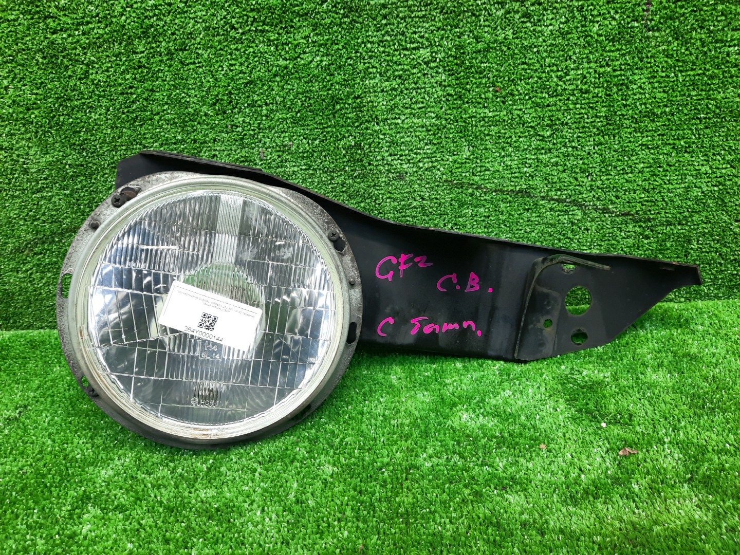 Фара правая передняя SUBARU IMPREZA GC8, GF2, GF3, GF5, GF8, GF1, GF4, GC1, GF6, GC4, GC6 1 ракурс