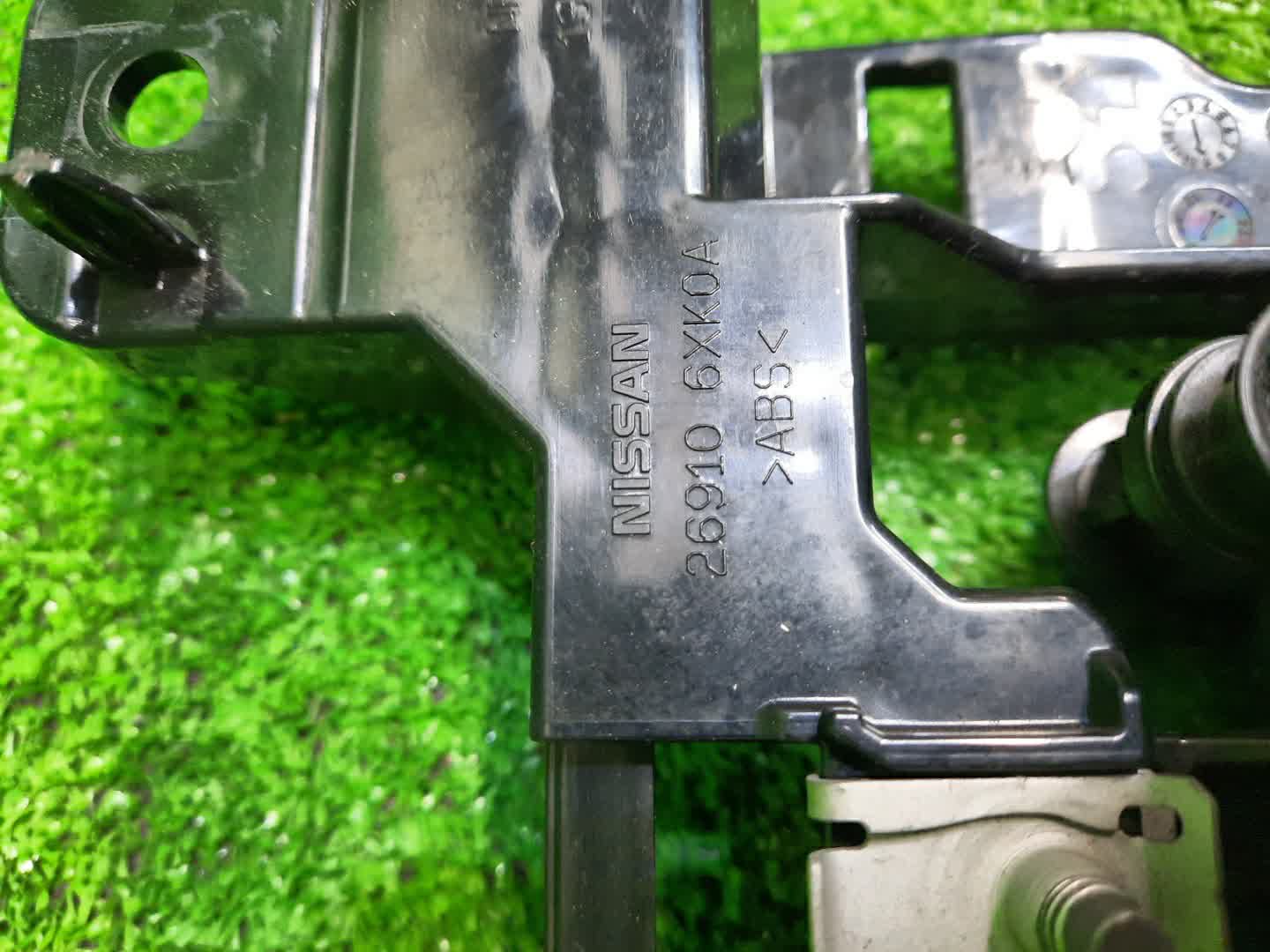Туманка правая передняя NISSAN NOTE E13 222-321-52 3 ракурс