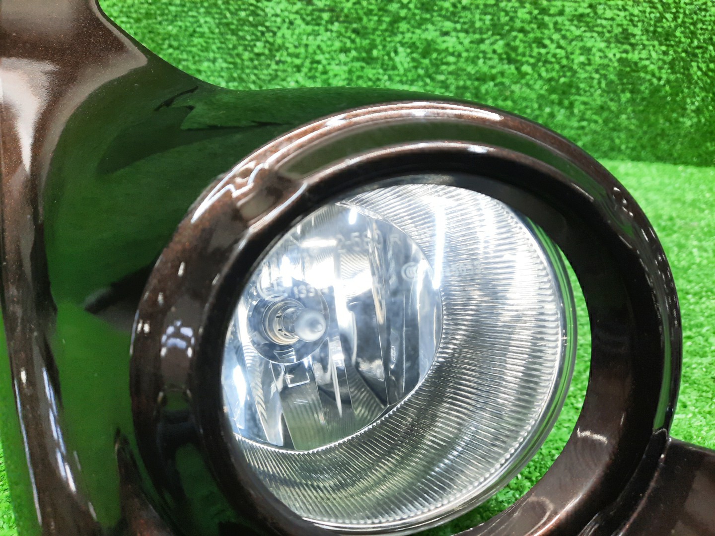 Туманка правая передняя TOYOTA SIENTA NHP170G 2 ракурс