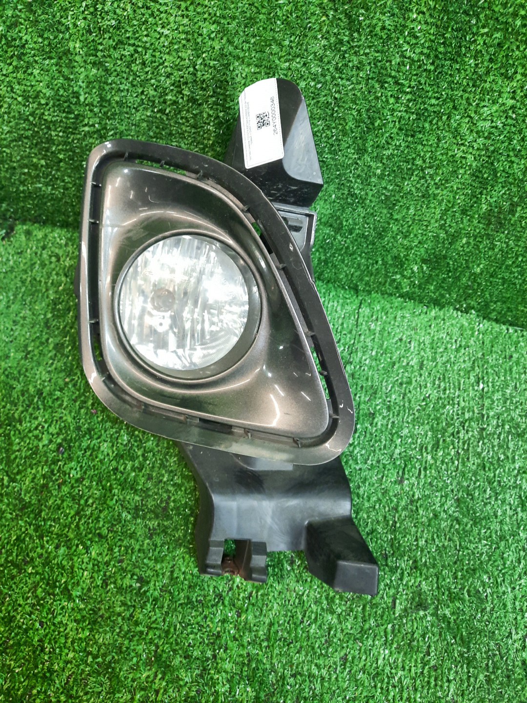 Туманка правая передняя TOYOTA ESTIMA ACR50W 1 ракурс Туманка правая передняя TOYOTA ESTIMA ACR50W 1 ракурс