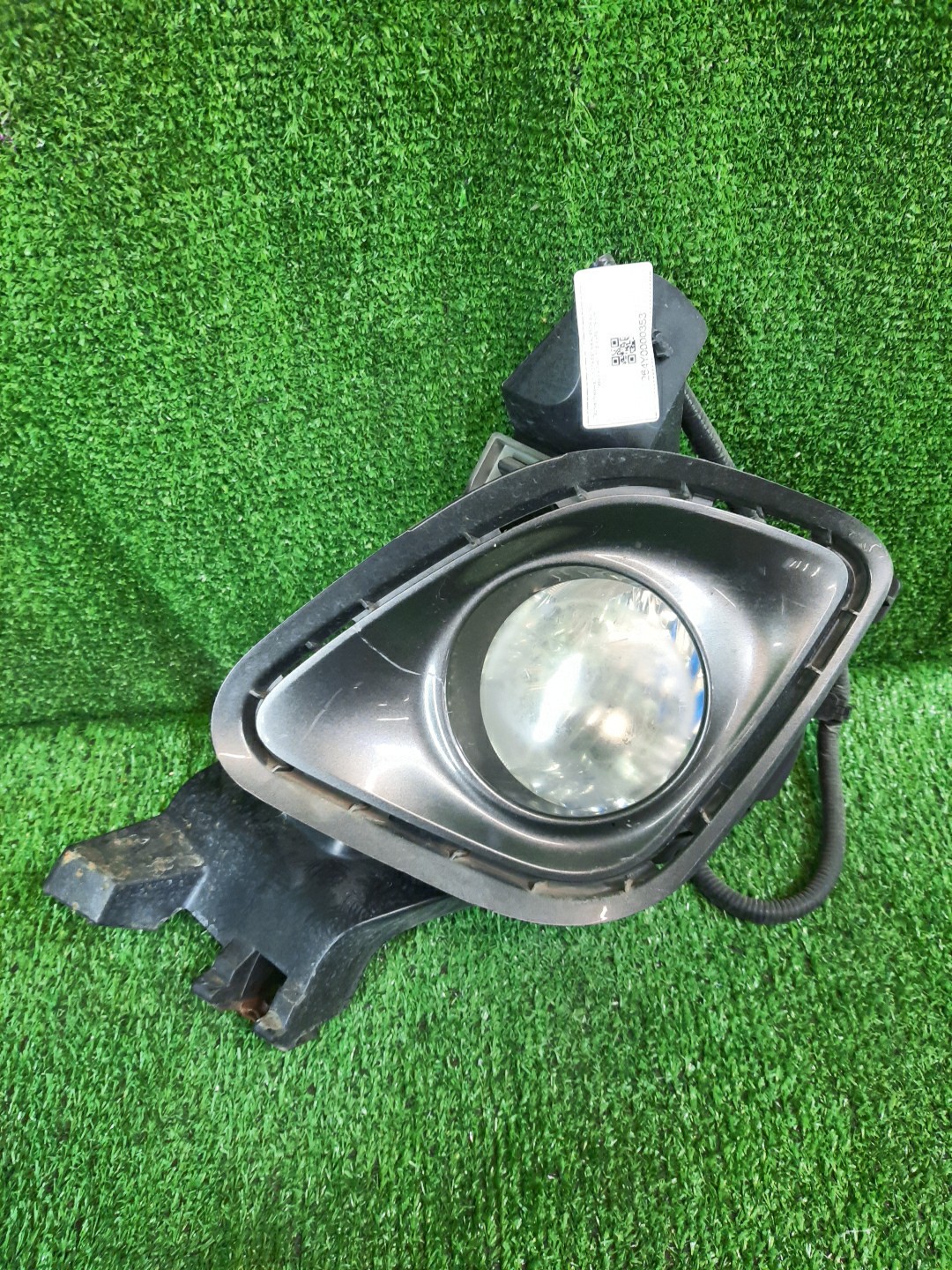 Туманка левая передняя TOYOTA ESTIMA ACR50W 1 ракурс Туманка левая передняя TOYOTA ESTIMA ACR50W 1 ракурс
