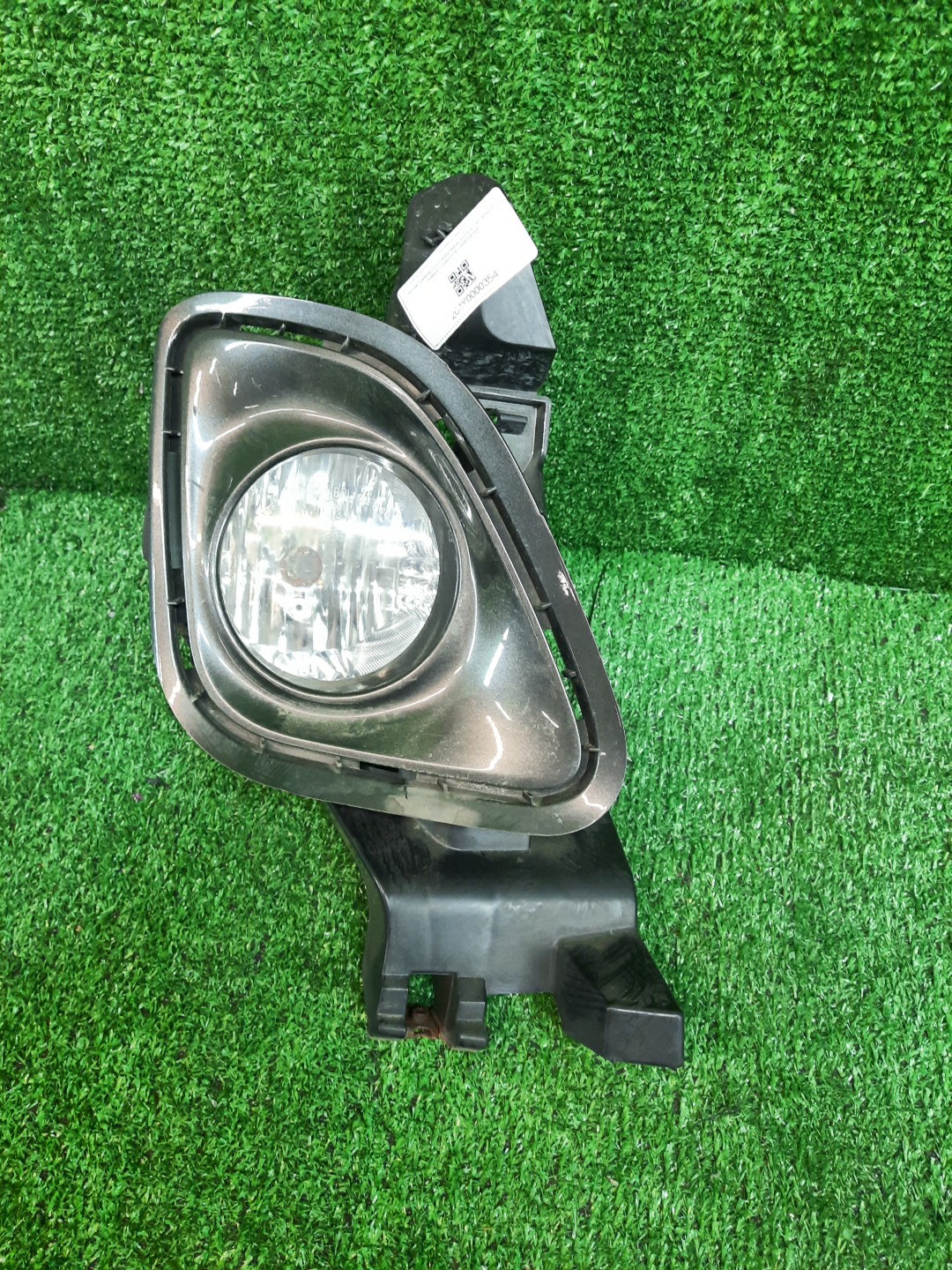 Туманка правая передняя TOYOTA ESTIMA ACR50W 1 ракурс Туманка правая передняя TOYOTA ESTIMA ACR50W 1 ракурс