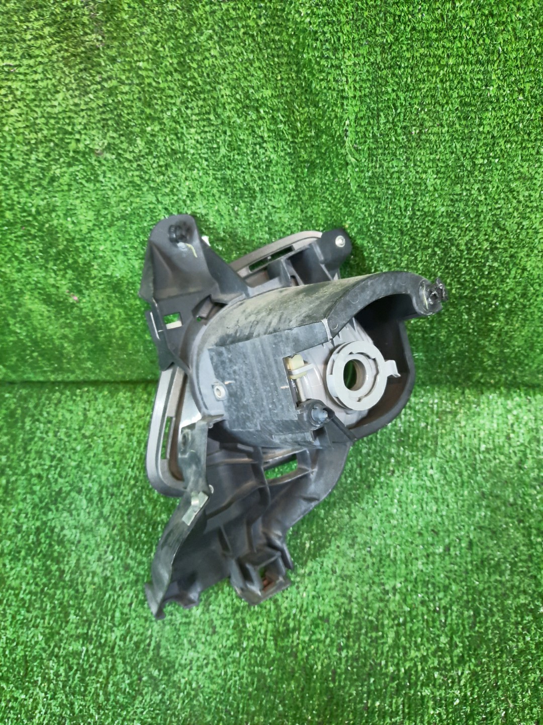 Туманка правая передняя TOYOTA ESTIMA ACR50W 2 ракурс Туманка правая передняя TOYOTA ESTIMA ACR50W 2 ракурс