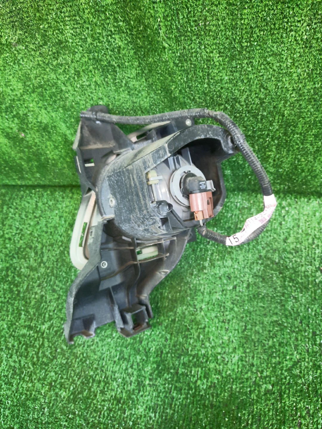 Туманка правая передняя TOYOTA ESTIMA ACR50W 2 ракурс Туманка правая передняя TOYOTA ESTIMA ACR50W 2 ракурс