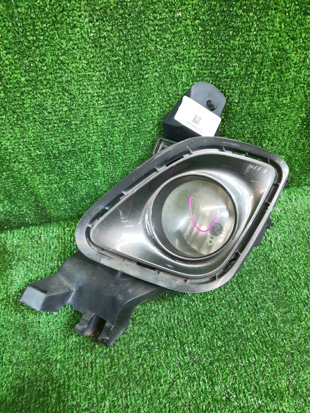 Туманка левая передняя TOYOTA ESTIMA ACR50W 1 ракурс Туманка левая передняя TOYOTA ESTIMA ACR50W 1 ракурс
