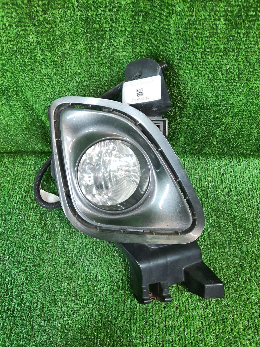Туманка правая передняя TOYOTA ESTIMA ACR50W 1 ракурс Туманка правая передняя TOYOTA ESTIMA ACR50W 1 ракурс