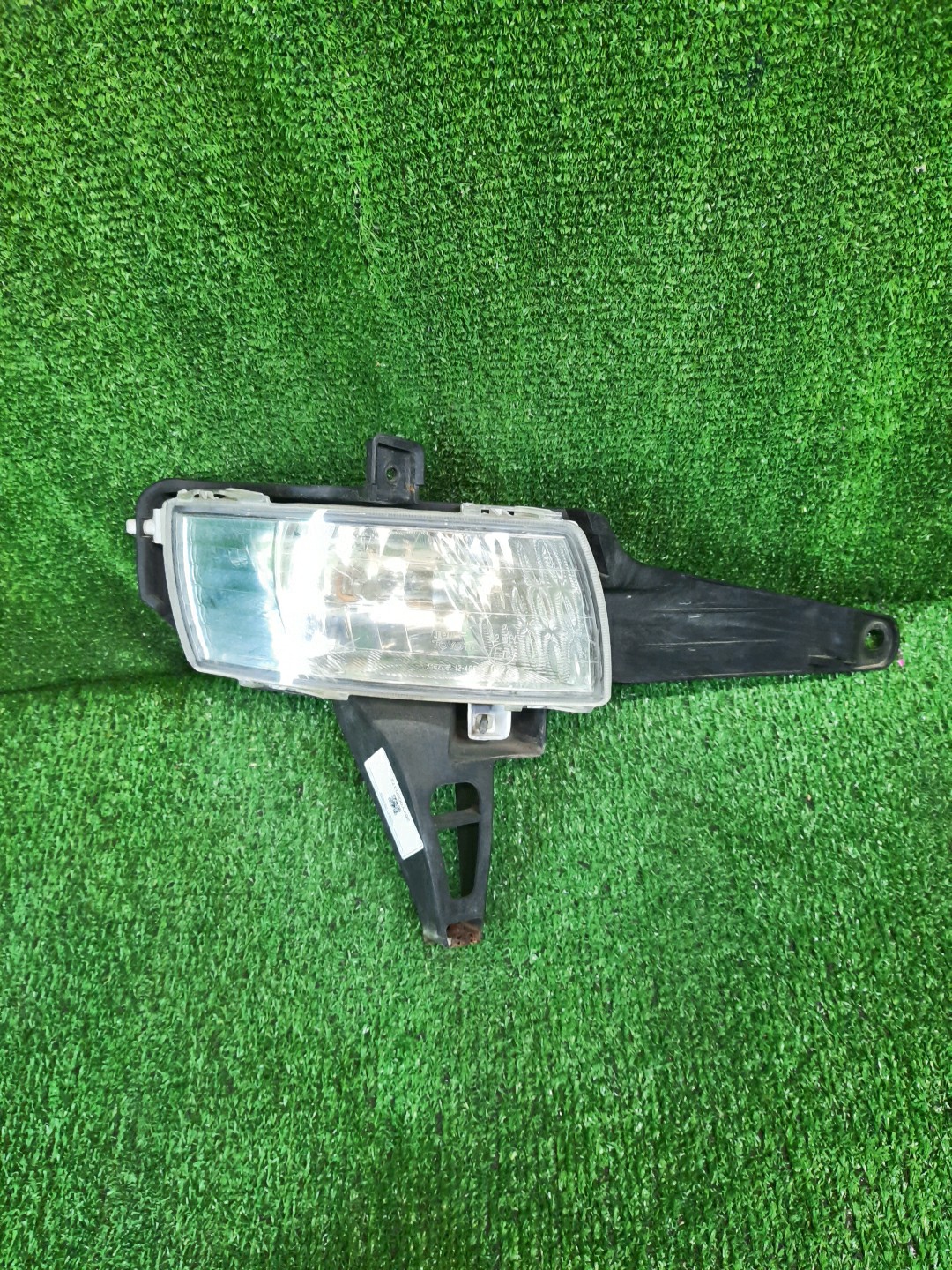 Туманка правая передняя TOYOTA ESTIMA ACR50W 1 ракурс Туманка правая передняя TOYOTA ESTIMA ACR50W 1 ракурс