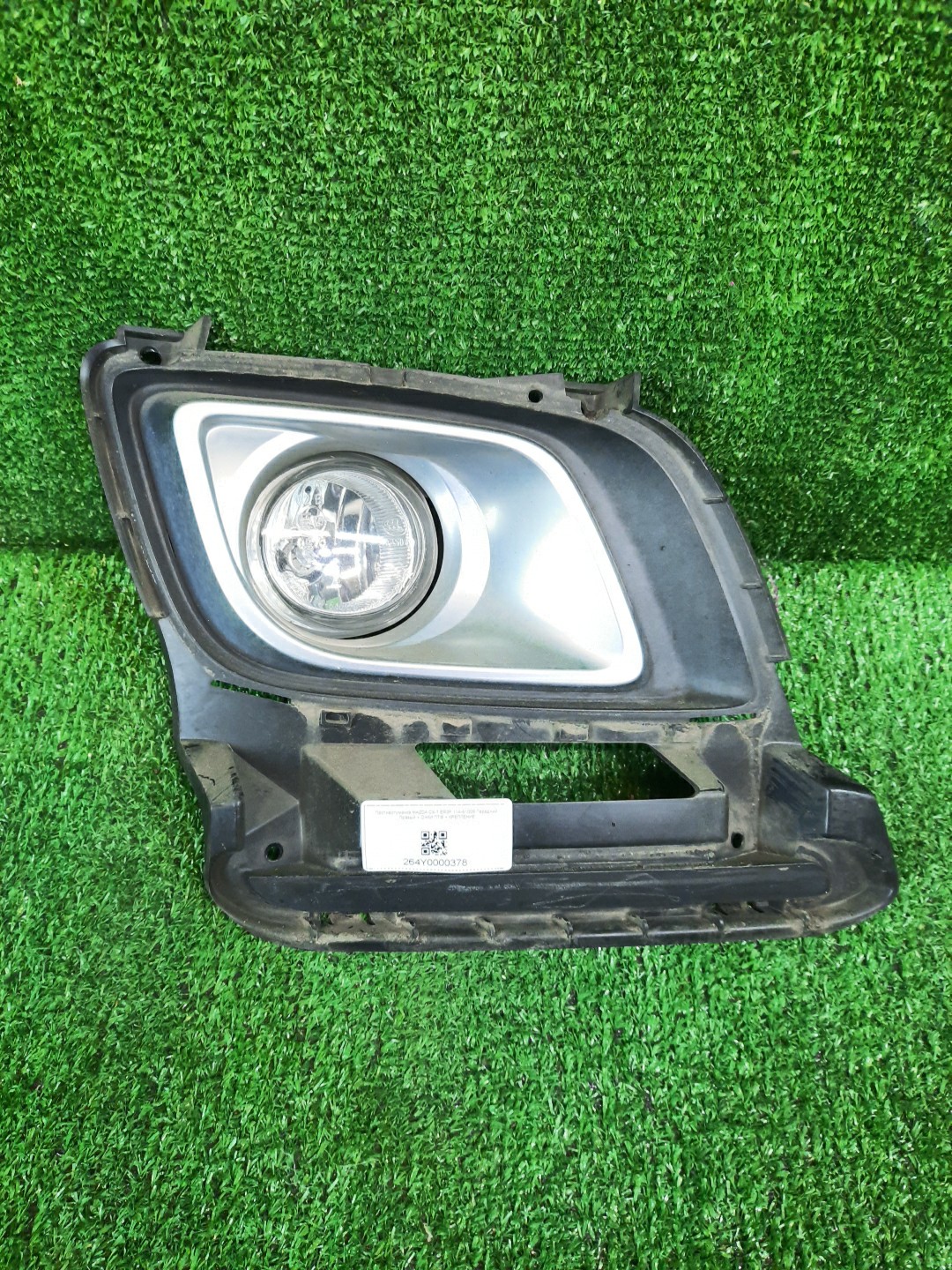 Туманка правая передняя MAZDA MPV LY3P 1 ракурс