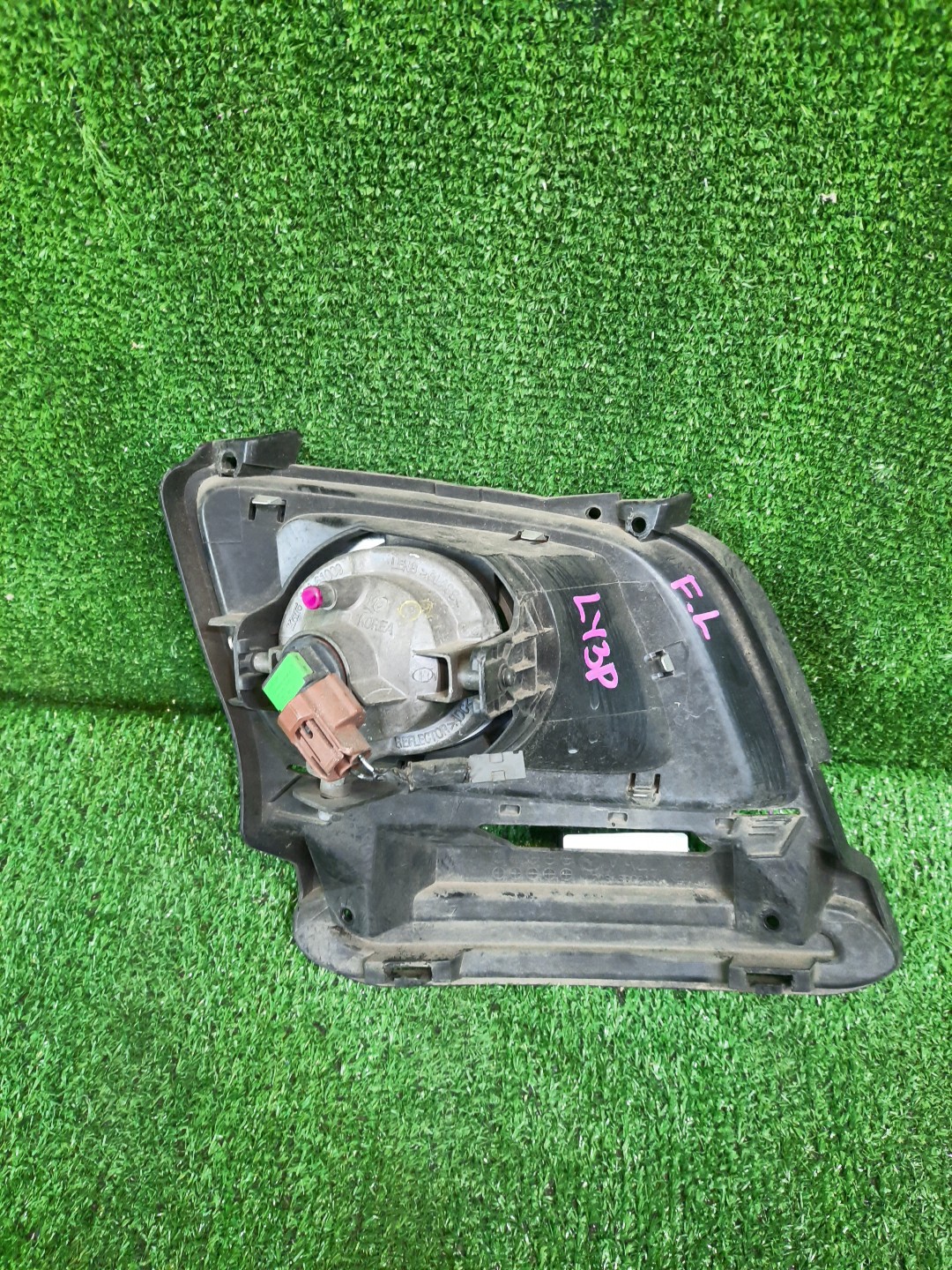 Туманка левая передняя MAZDA MPV LY3P 2 ракурс