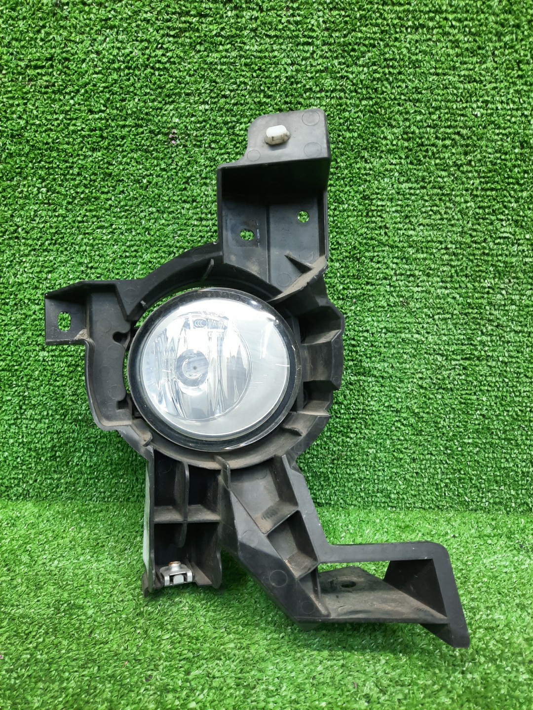 Туманка правая передняя TOYOTA ESTIMA ACR50W 1 ракурс Туманка правая передняя TOYOTA ESTIMA ACR50W 1 ракурс