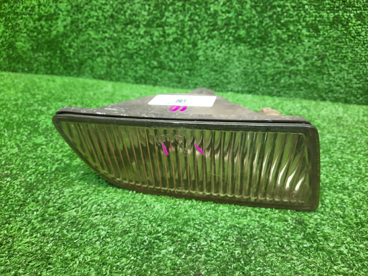 Туманка правая передняя TOYOTA PROGRES JCG10 1 ракурс