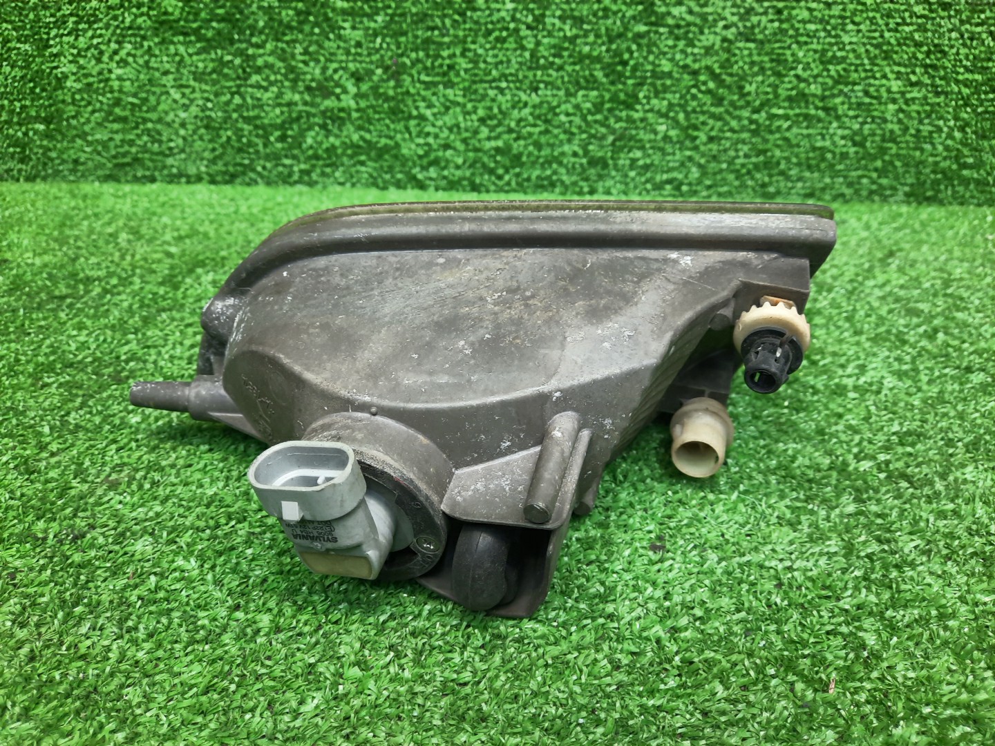Туманка правая передняя TOYOTA PROGRES JCG10 2 ракурс