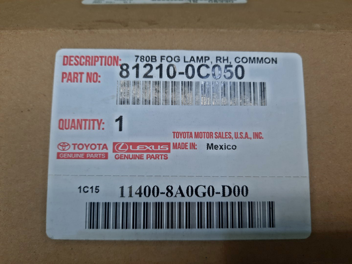 Туманка правая передняя TOYOTA SEQUOIA VXKH85L 81210-0C050 3 ракурс
