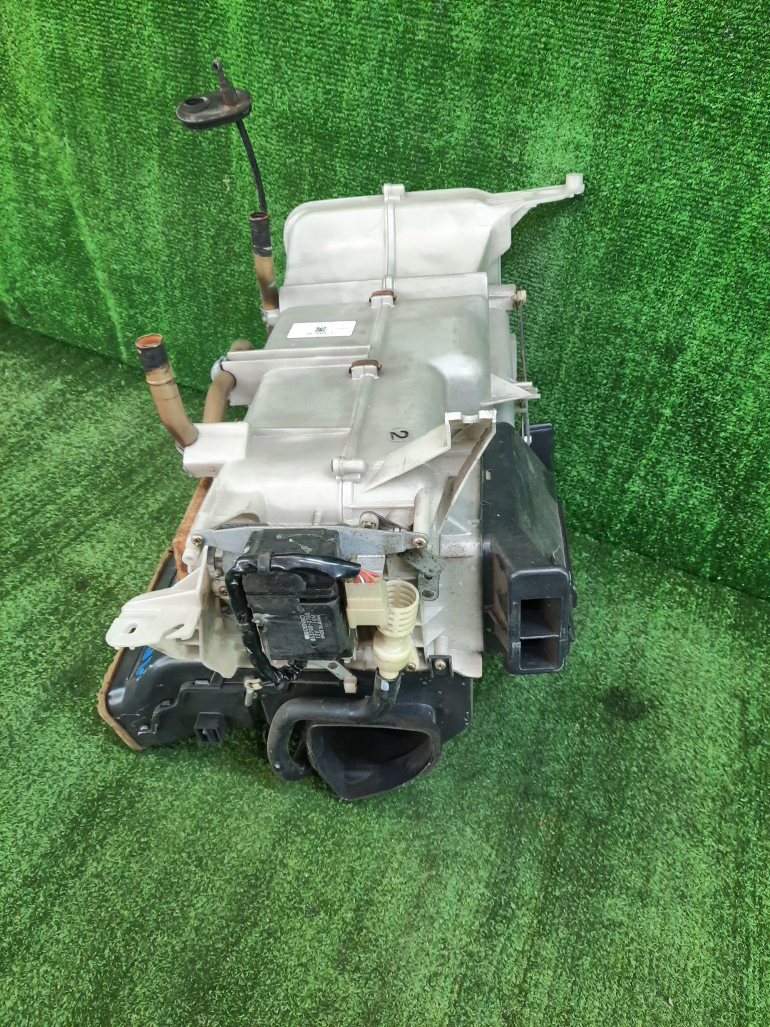 Радиатор печки TOYOTA LAND CRUISER FZJ80 07150-60350 2 ракурс