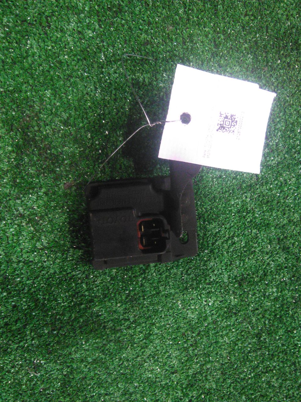 Реле TOYOTA LAND CRUISER HDJ81 1HD-T 85276-22070 1 ракурс