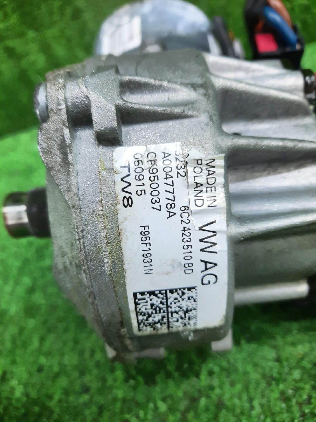 Рулевая колонка VOLKSWAGEN POLO 6R1 6C2909144 4 ракурс