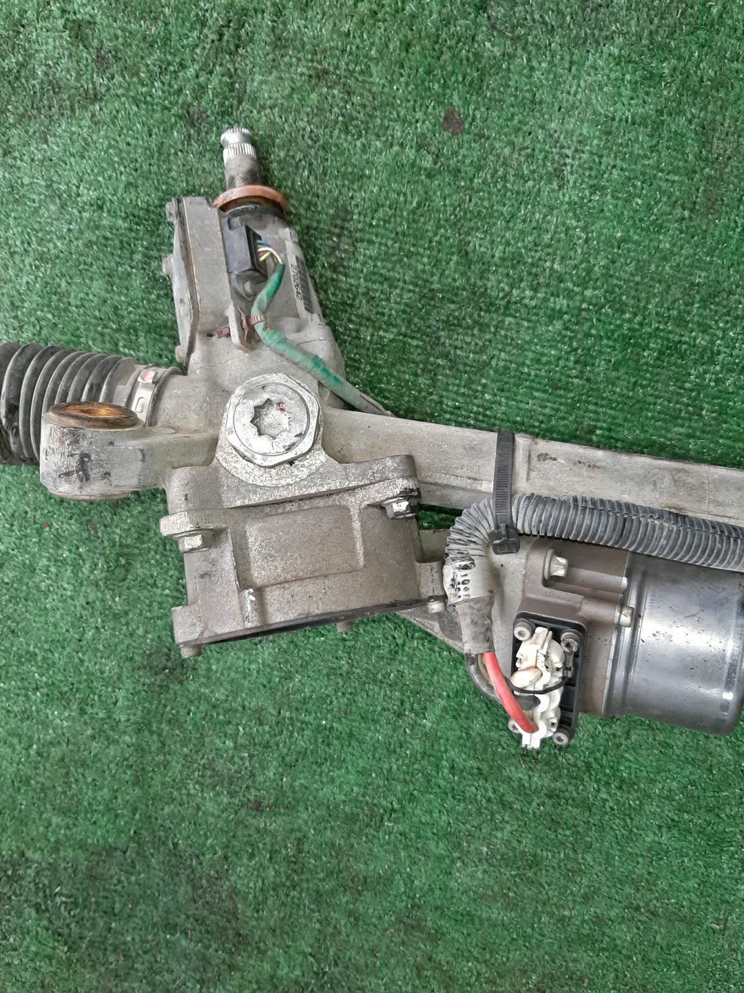 Рулевая рейка передняя SUBARU FORESTER SJ5 FB20 3 ракурс