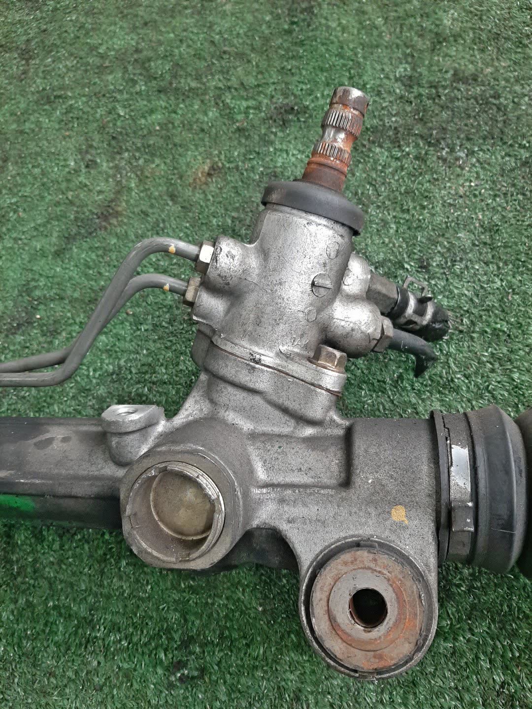 Рулевая рейка передняя TOYOTA WINDOM MCV30 1MZ-FE 3 ракурс