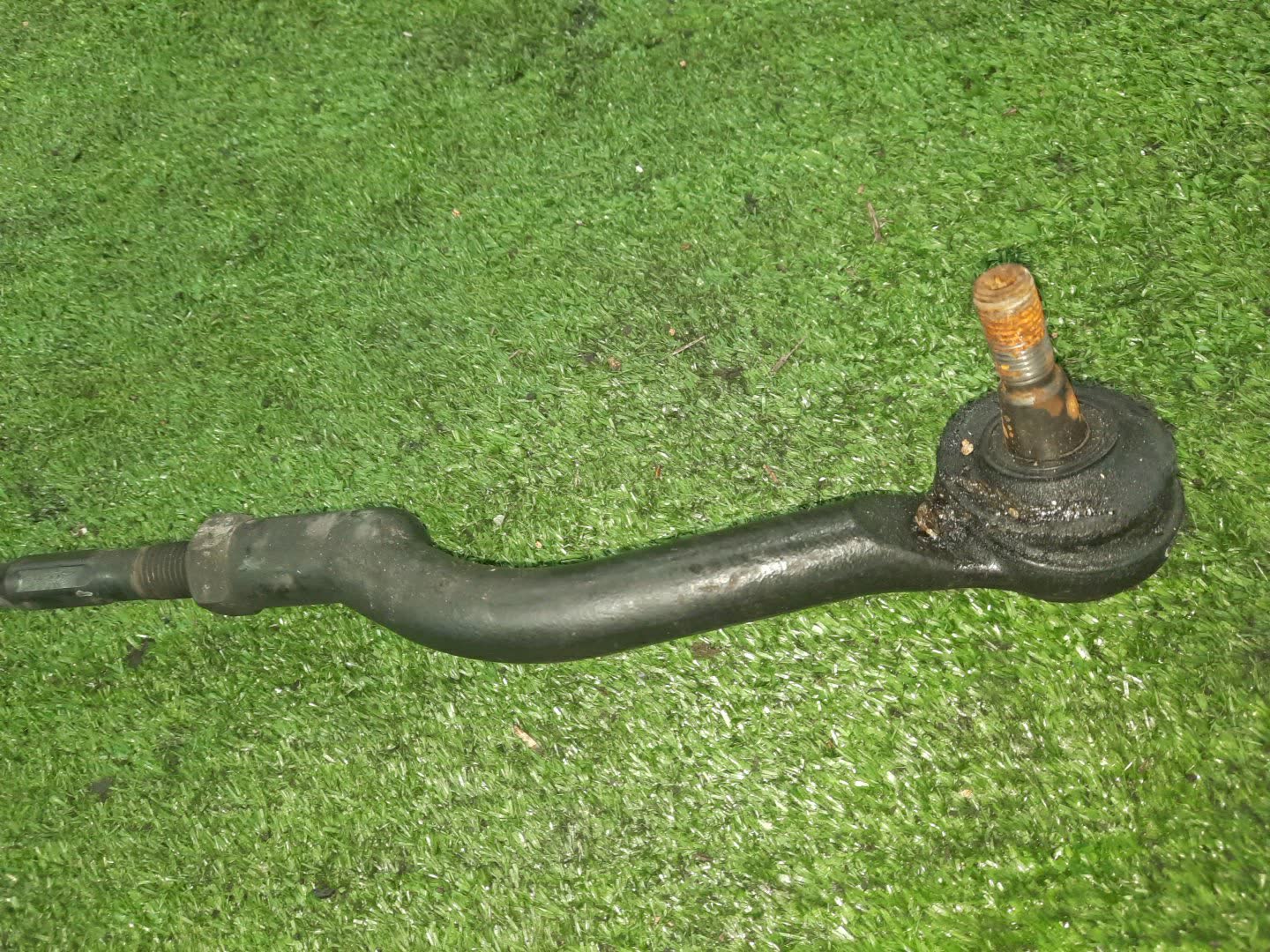 Рулевая рейка передняя NISSAN DUALIS J10, KNJ10, KJ10, NJ10 MR20DE 2 ракурс