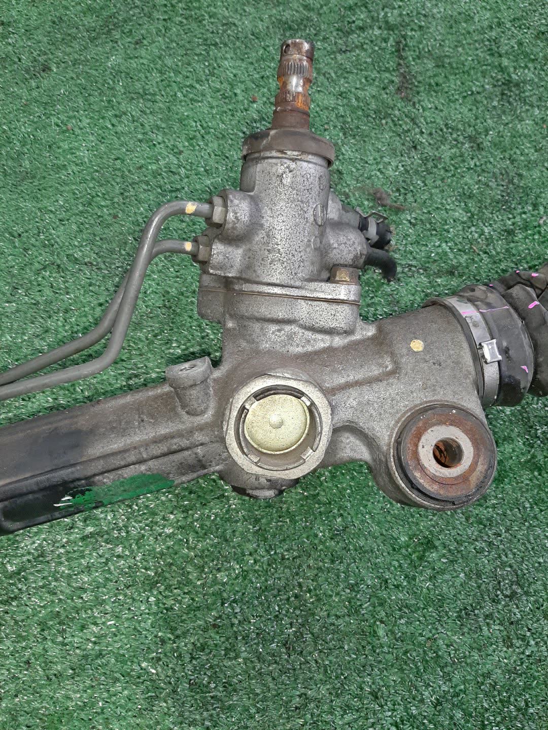 Рулевая рейка передняя TOYOTA WINDOM MCV30 1MZ-FE 3 ракурс