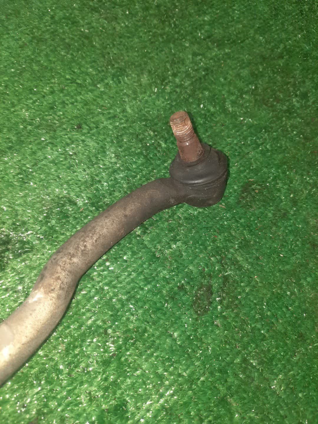 Рулевая рейка передняя SUZUKI EVERY DA64W K6A 4 ракурс Рулевая рейка передняя SUZUKI EVERY DA64W K6A 4 ракурс