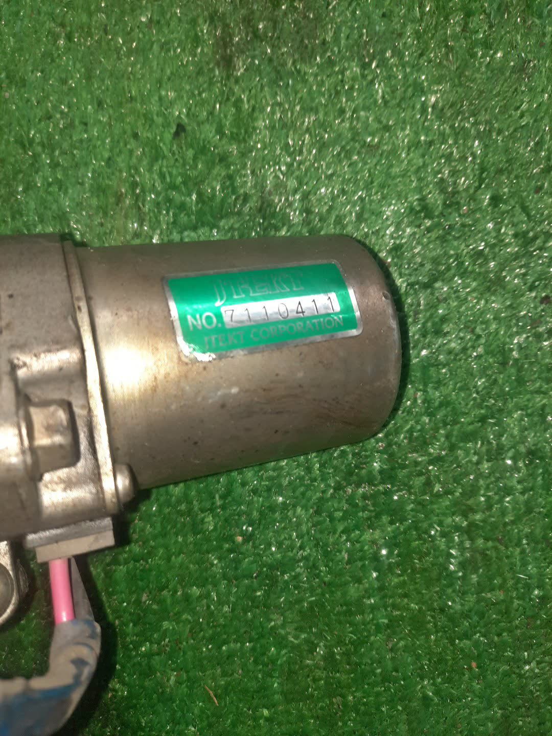 Рулевая рейка передняя SUZUKI EVERY DA64W K6A 4 ракурс Рулевая рейка передняя SUZUKI EVERY DA64W K6A 4 ракурс