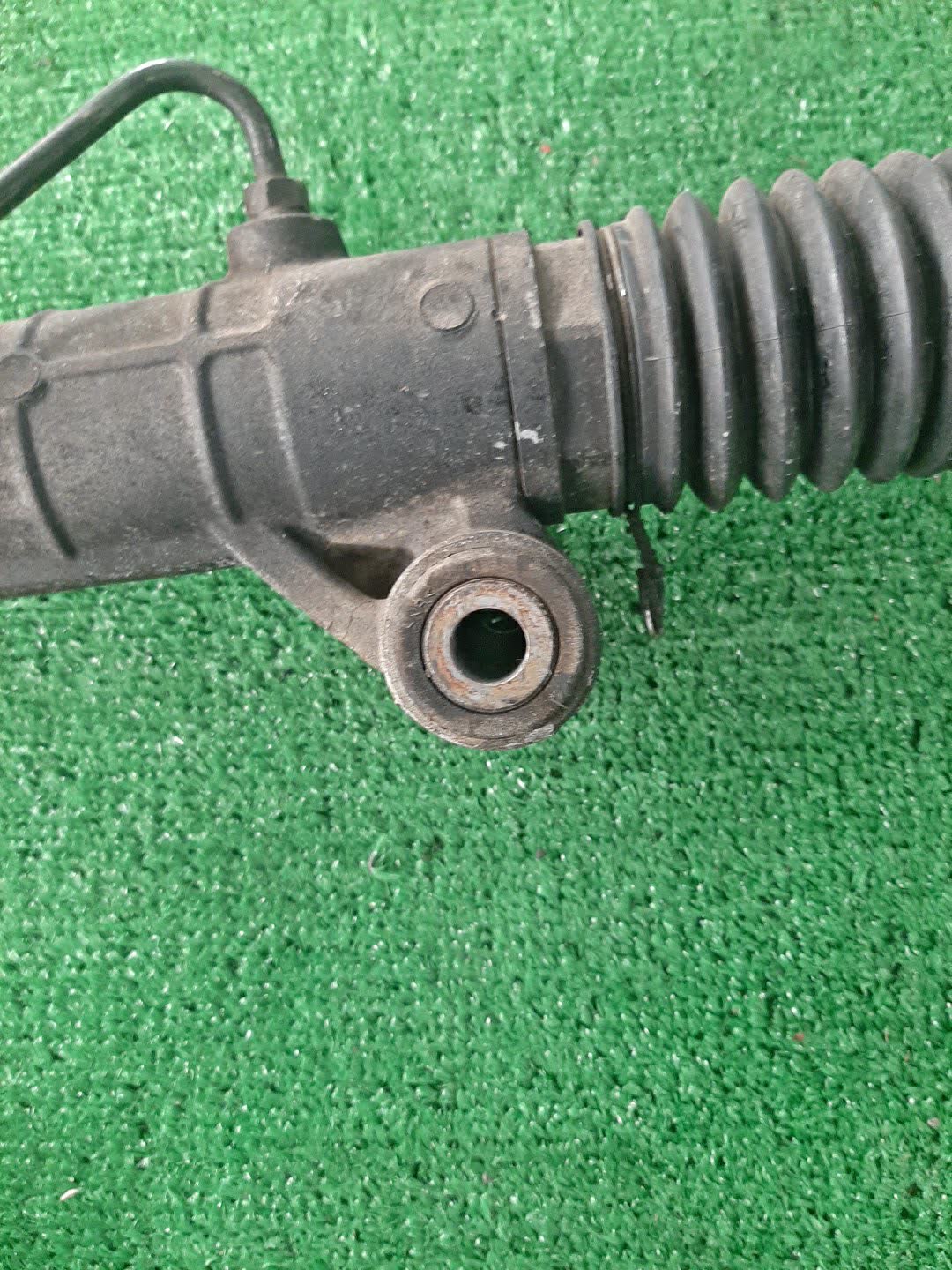 Рулевая рейка передняя SUZUKI ESCUDO TD94W, TD54W, TDA4W H27A, J20A, J24B 4 ракурс
